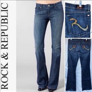 ♥️👖size 30 Rock and republic jeans.